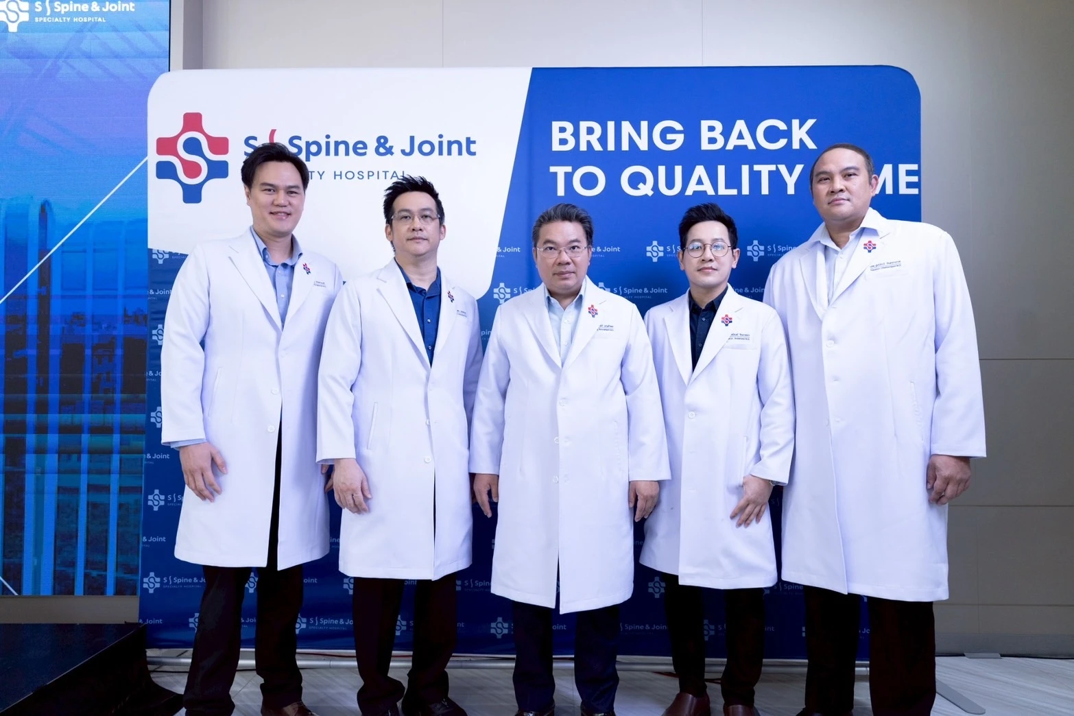 "Spine & Joint Go Live"  จุดเปลี่ยนสำคัญในการดูแลสุขภาพกระดูกสันหลังและข้อ พร้อมคำแนะนำจากแพทย์เฉพาะทาง